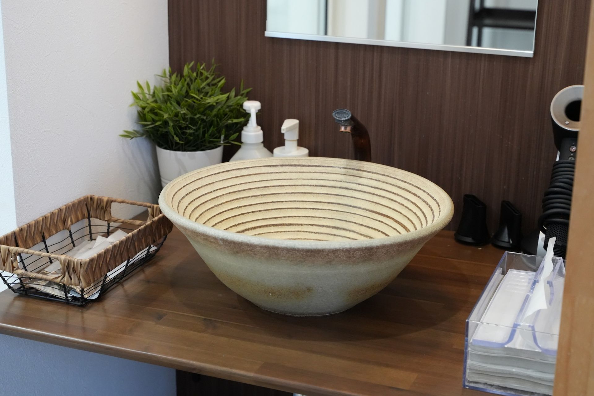 パウダールーム